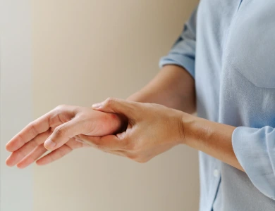Wrist & Hand Injury treatment Mobile Banner