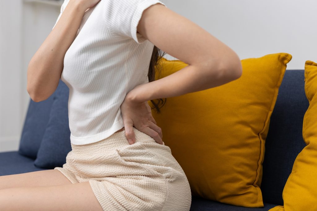 What Causes Lower Back Pain in Women? Banner