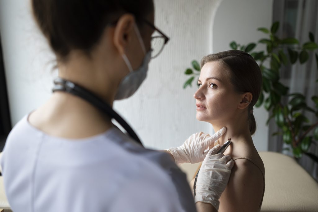 Thyroid Surgery Recovery Timeline: What to Expect Week by Week Banner