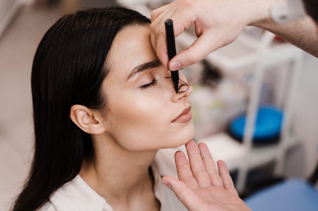 Rhinoplasty Scars and Long-Term Healing Banner