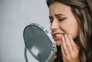 8 Signs You Need Emergency Dental Services | Advanced Dentistry of Collegeville