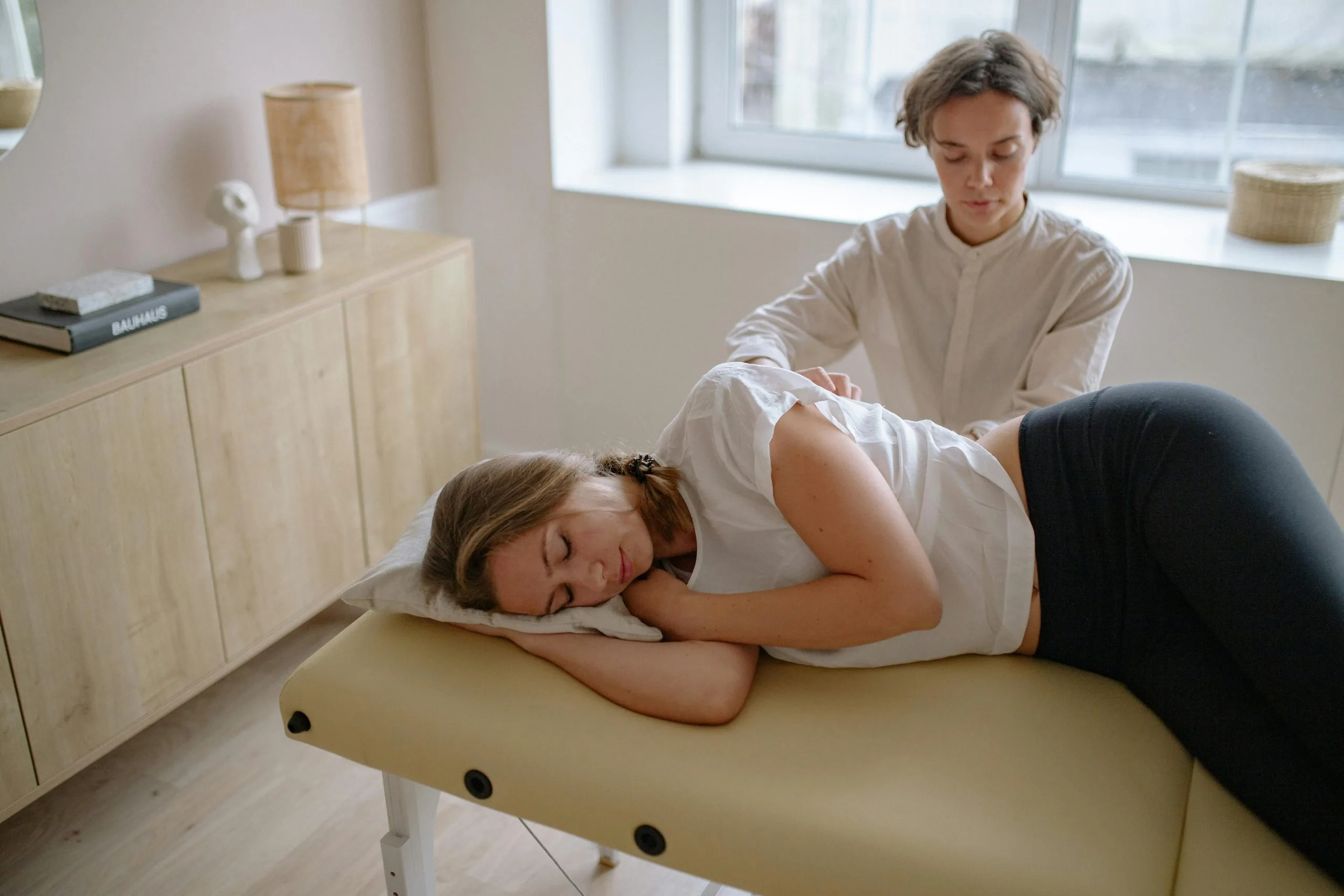Can Chiropractic Care Help With Sleep Problems? What Patients Should Know Banner