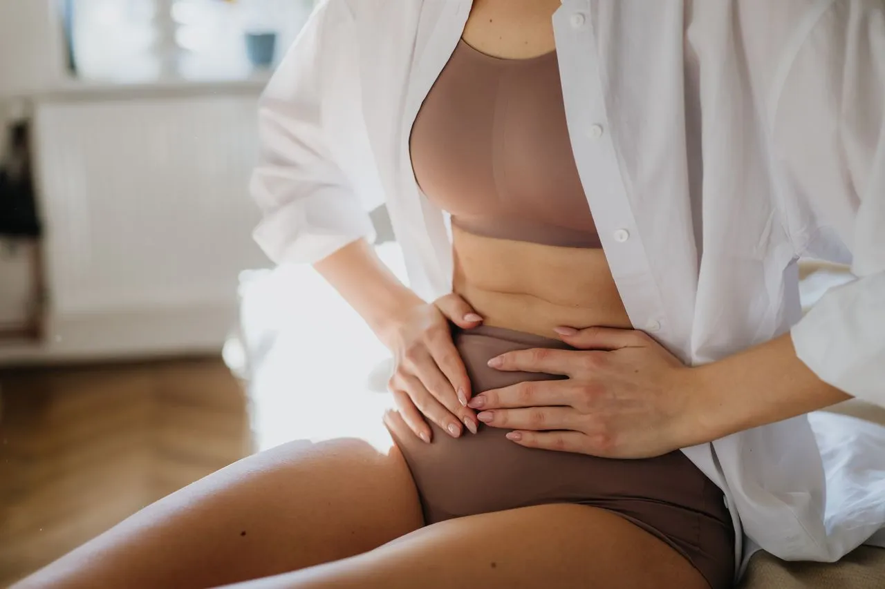 How to Treat Nerve Pain After Liposuction? Banner