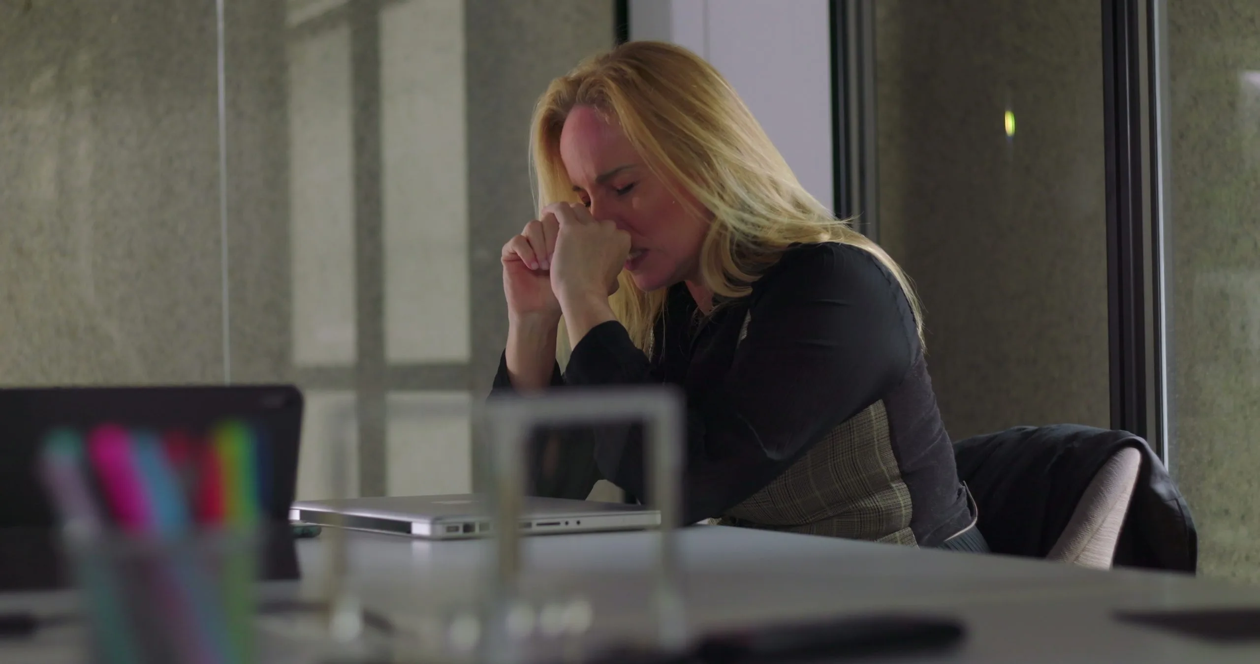 What Are the Signs of Professional Burnout? Banner