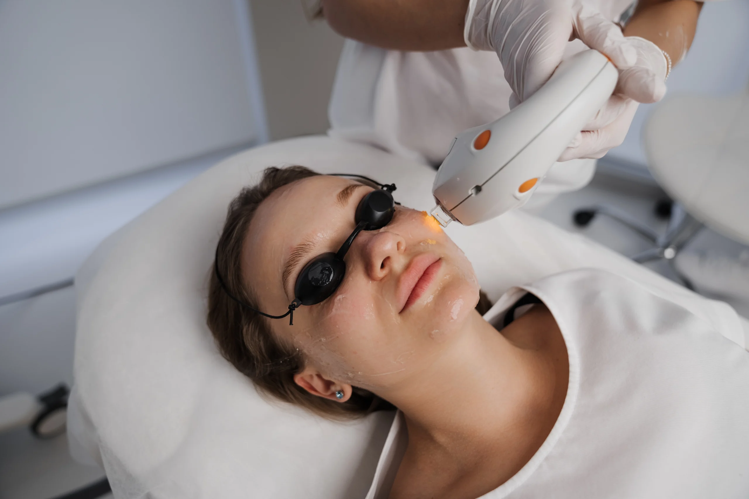 Am I a Good Candidate for Laser Skin Resurfacing? banner