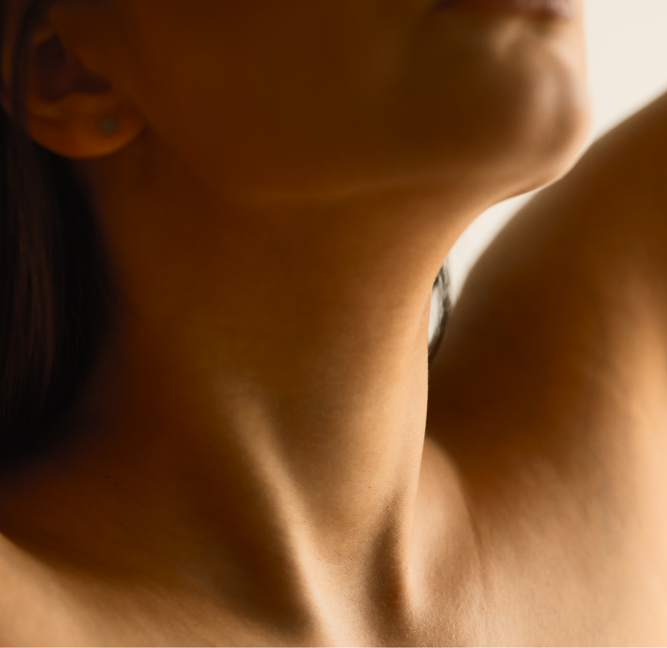 Miami Chin Liposuction Treatment Banner