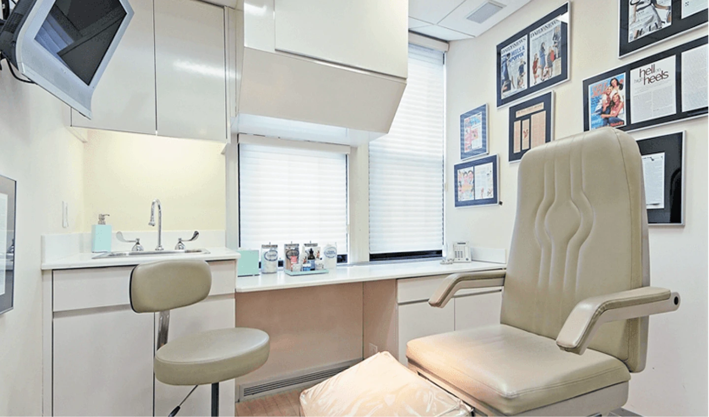 Receive Specialized Fracture Treatment Banner