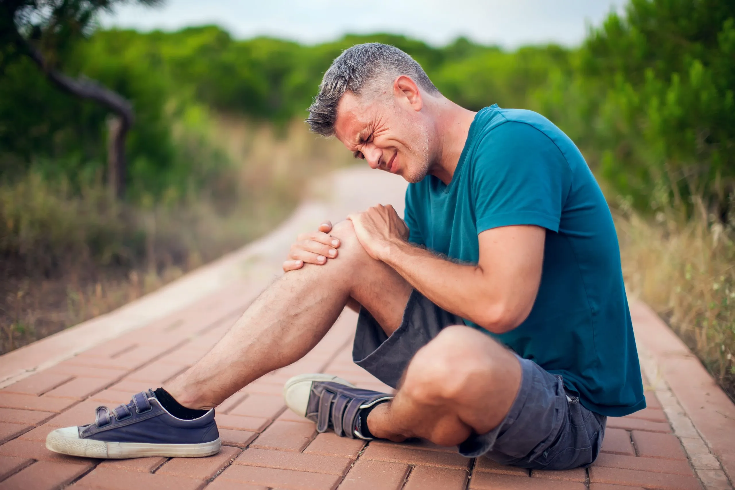 Why Do I Still Have Pain After Knee Replacement? Banner