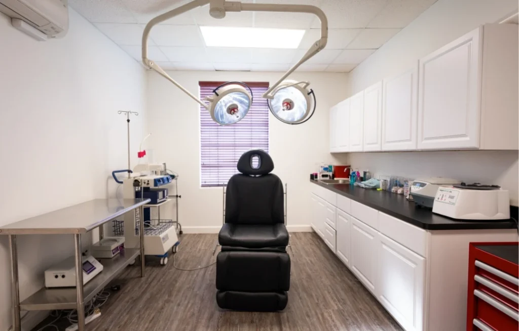 Procedure room at Premier Plastic Surgery in Pearland, TX