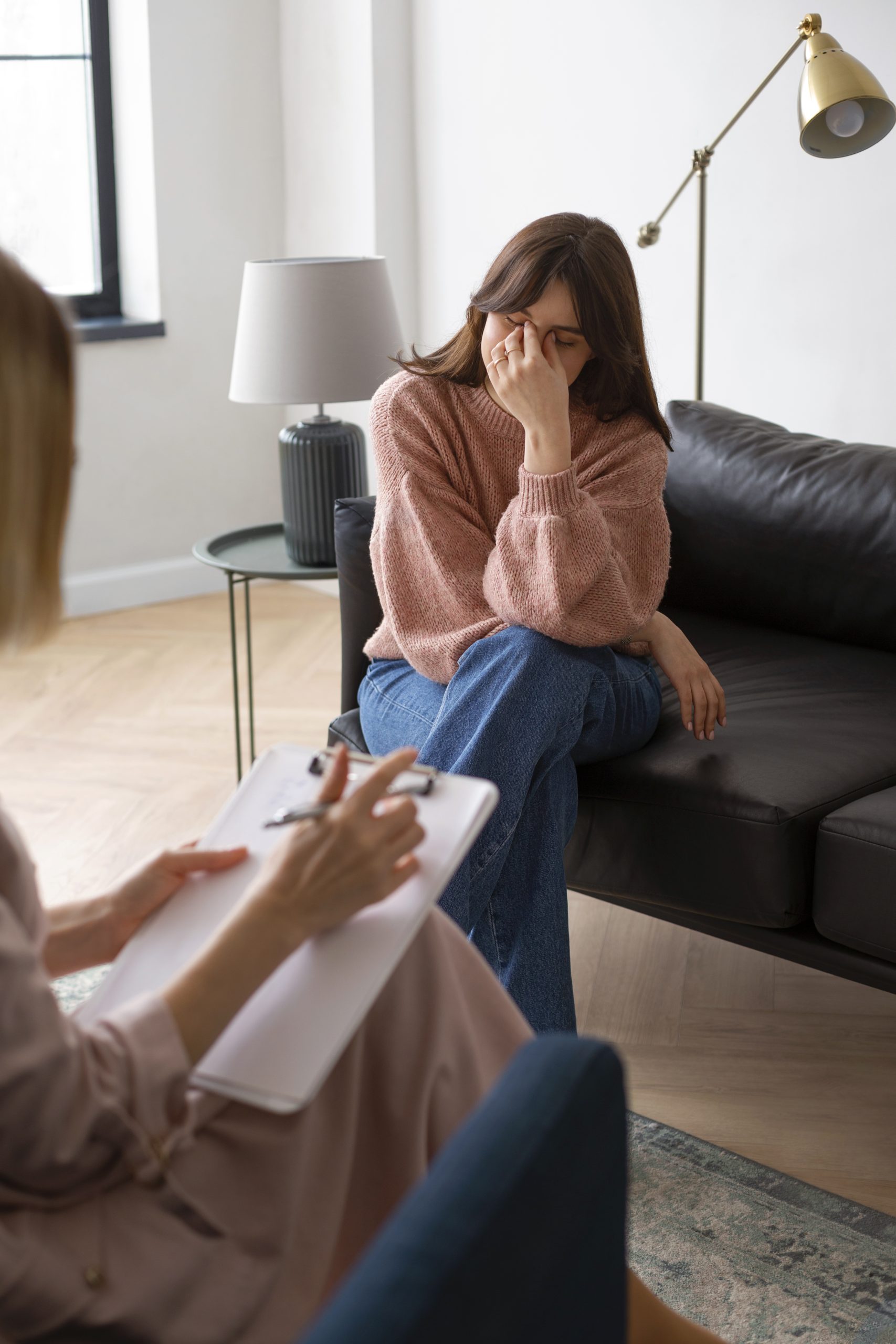 How to Tell if Shortness of Breath Is from Anxiety: Anxiety vs. Medical Emergencies
