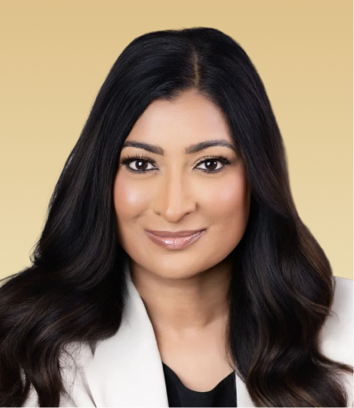 Yojana Veeramasuneni, smiling professional headshot