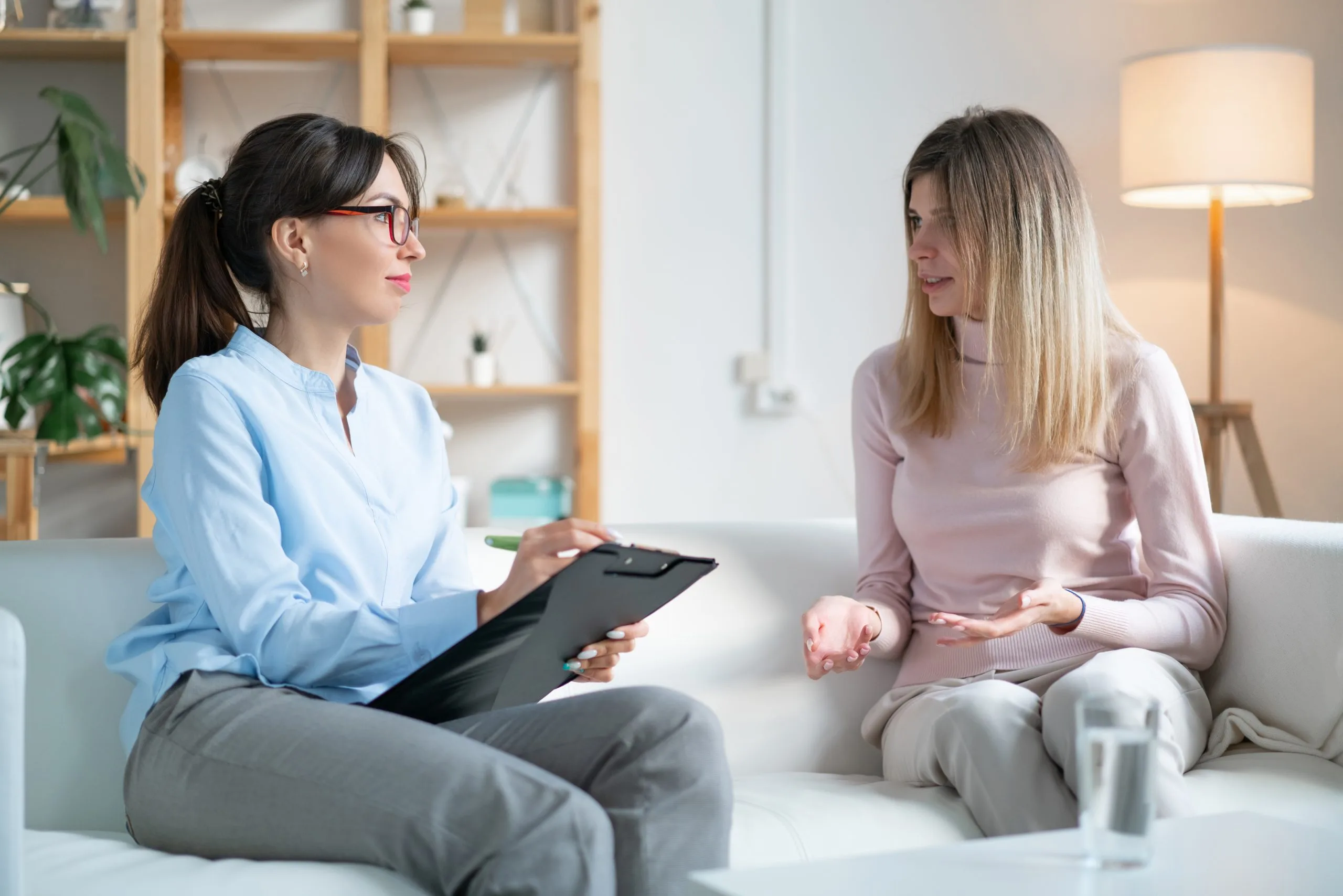 Therapy session with a therapist in Euless, TX
