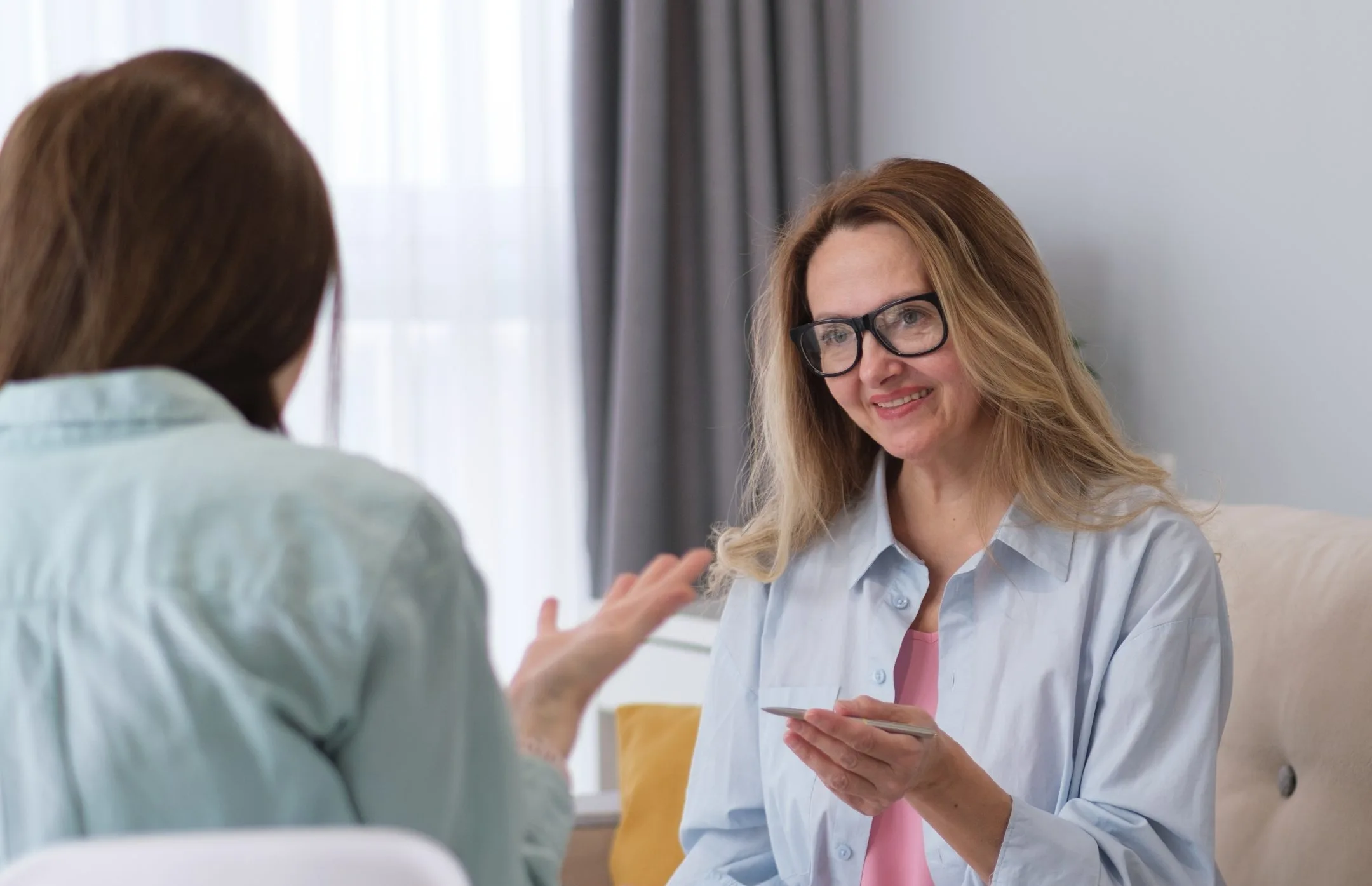 Therapy session with a therapist in Midlothian, TX