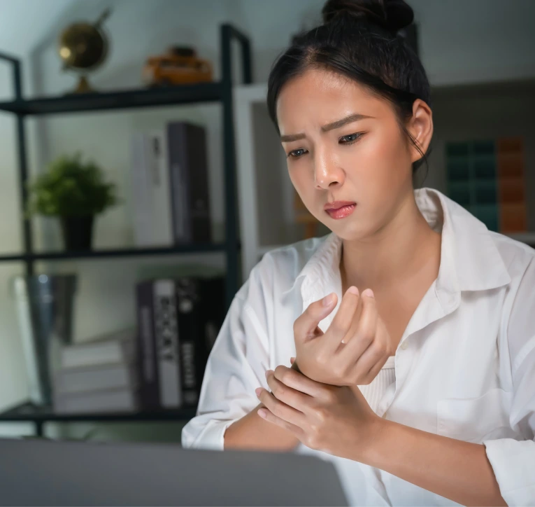Tendon Repair Surgery for Hand Injuries in Miami, FL Banner