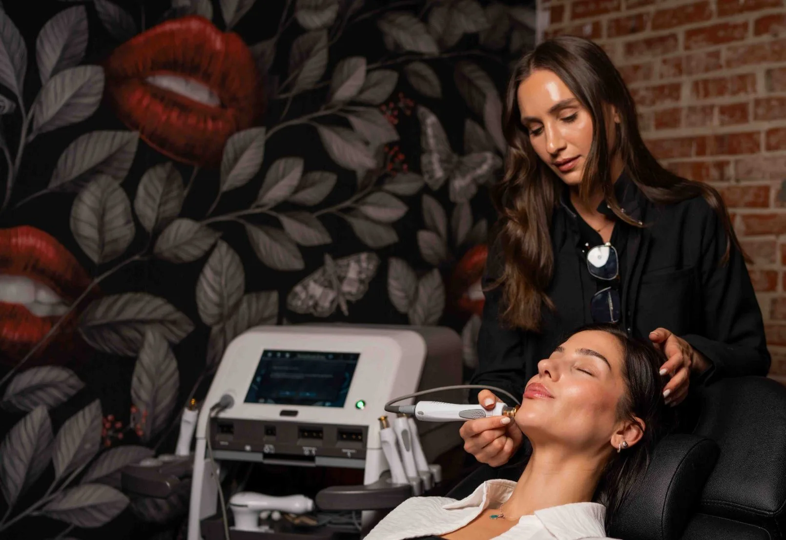 A client at Rewind Aesthetics, the medspa serving Santa Monica