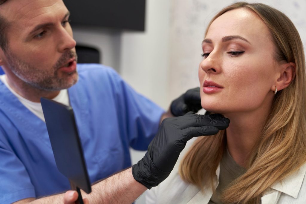 Facelift Recovery Timeline: What to Expect Week by Week? banner