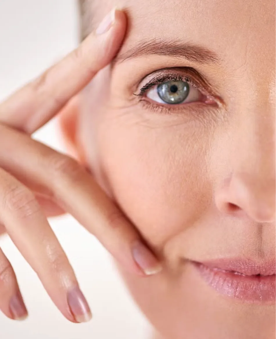 Cosmetic Eyelid Surgery in Tucson, AZ Banner