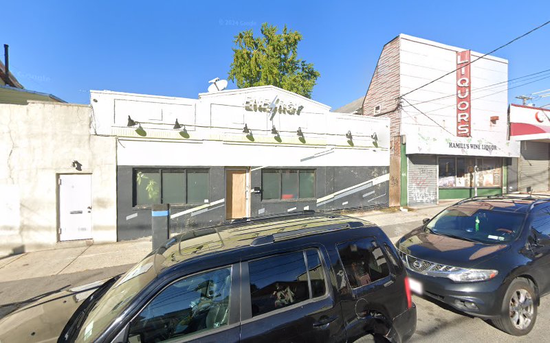 College Point Wellness storefront exterior with white facade and signage
