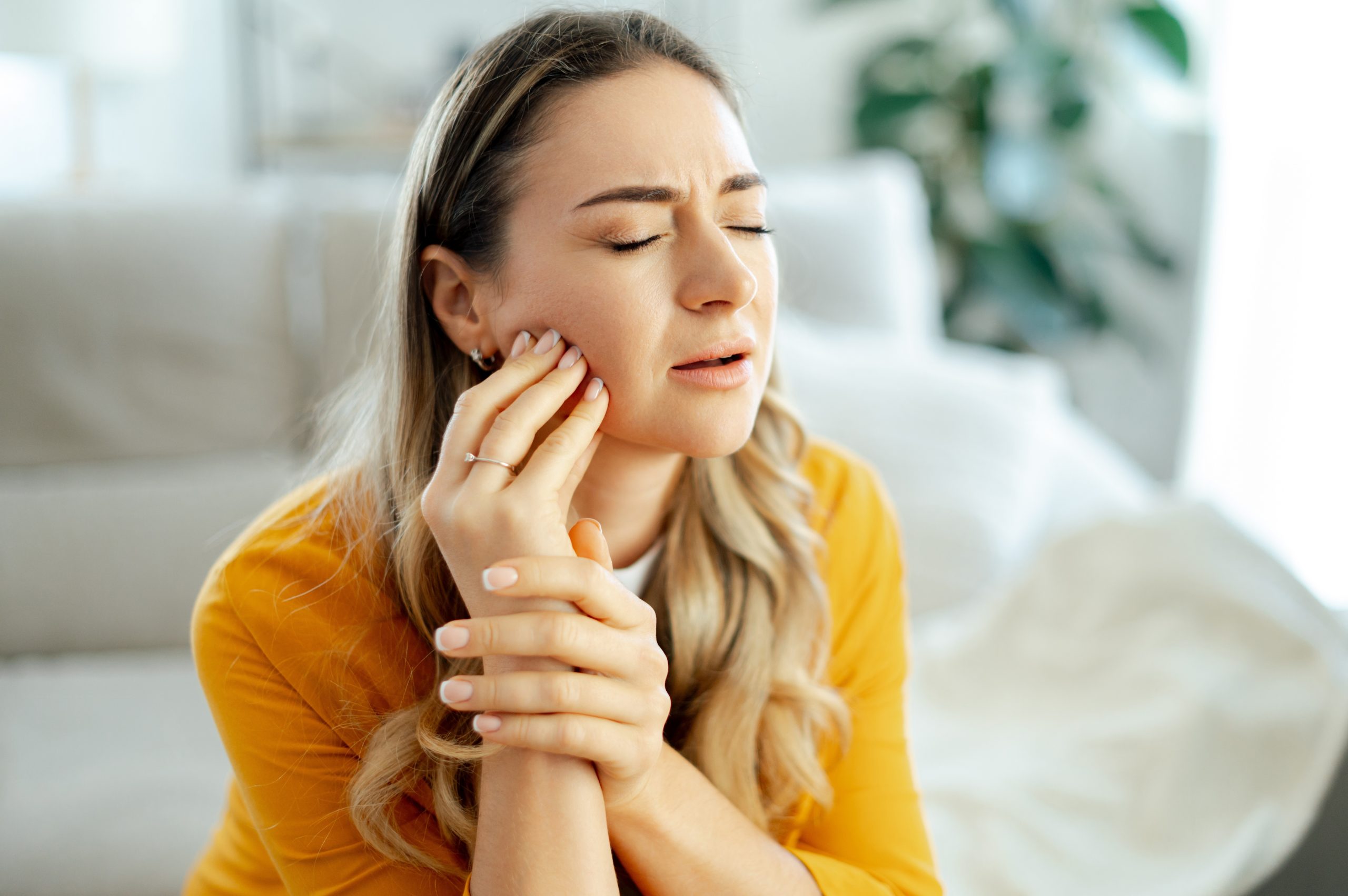 What Happens If You Let a Tooth Abscess Go Untreated? Banner