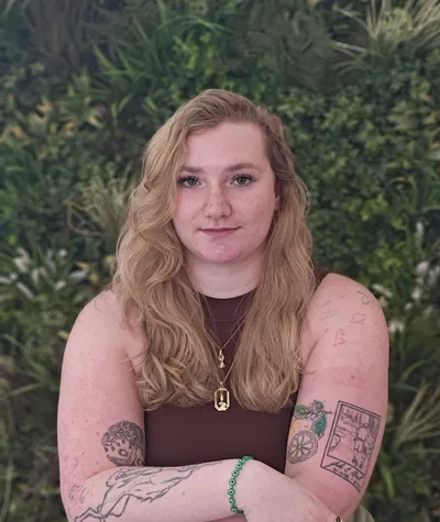 About Maddy image - Vibrant Life Therapy