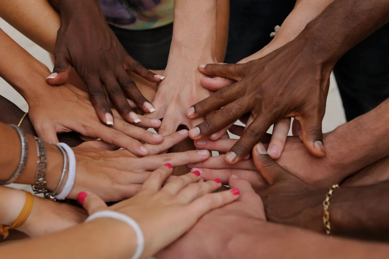 Thriving beyond the norm polyamory - Vibrant Life Therapy
