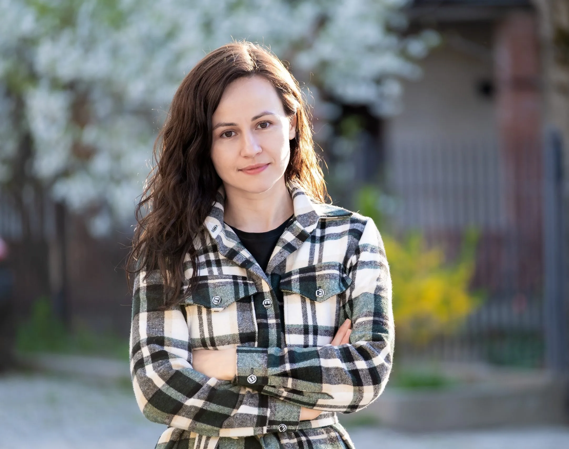 Thoughtful young woman relaxing outdoors – workers' compensation psychiatry patient